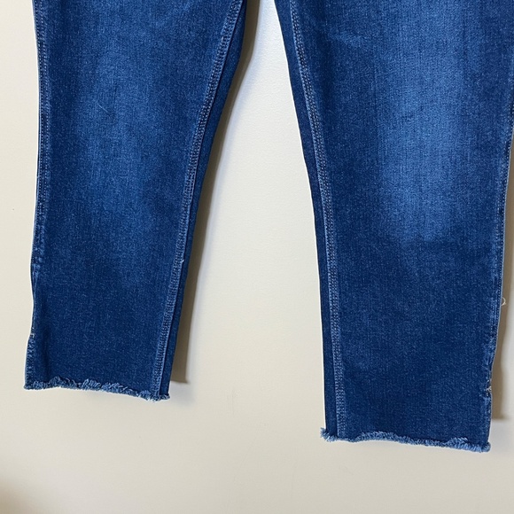 Judy Blue Cropped Straight Frayed Hem Jeans - Women's Size 15 / 32 - Blue - Picture 3 of 10